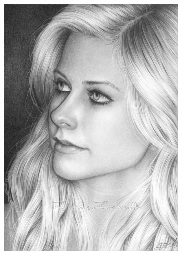 Avril Lavigne 19